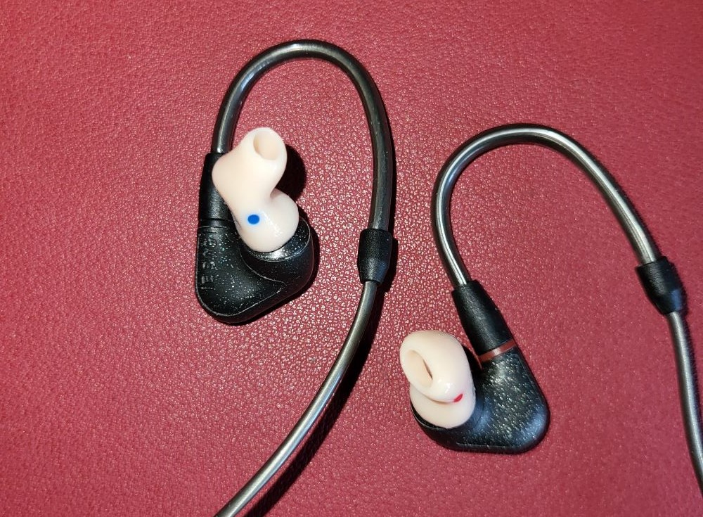 IE300 Custom Eartips.jpg